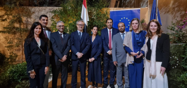 بعثة الاتحاد الأوروبي تؤكد التزامها بدعم إعلام حر وحيوي في اليمن
