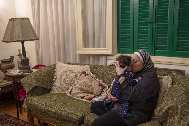 امتيازات لوحيد الوالدين في مصر ضمن حزمة إغراءات لخفض الإنجاب