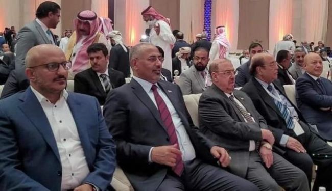 تعرف على سبب غياب الرئيس هادي ونائبه ورئيس الحكومة عن مشاورات الرياض