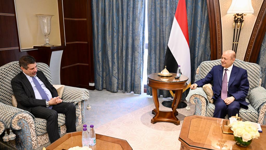 الرئيس العليمي يستقبل السفير الأميركي لدى اليمن