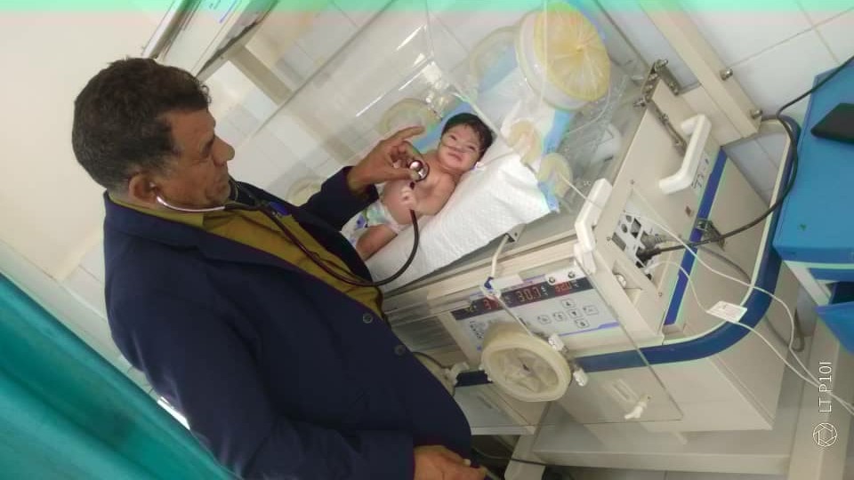 الضالع : إغلاق قسم الحضانة في الطوارىء التوليدية بمدينة قعطبة ومطالبات الصحة بسرعة فتحها