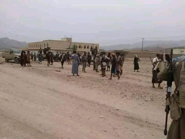 ورد للتو .. مصدر عسكري ينقل الخبر اليقين ويكشف حقيقة سقوط مديرية الرحبة بيد الحوثيين
