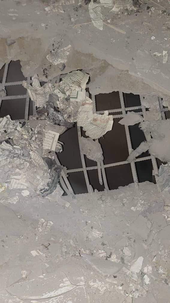 شاهد أول صور من جامع ومركز السلفيين بعد قصفة من الحوثيين وسقوط ضحايا 