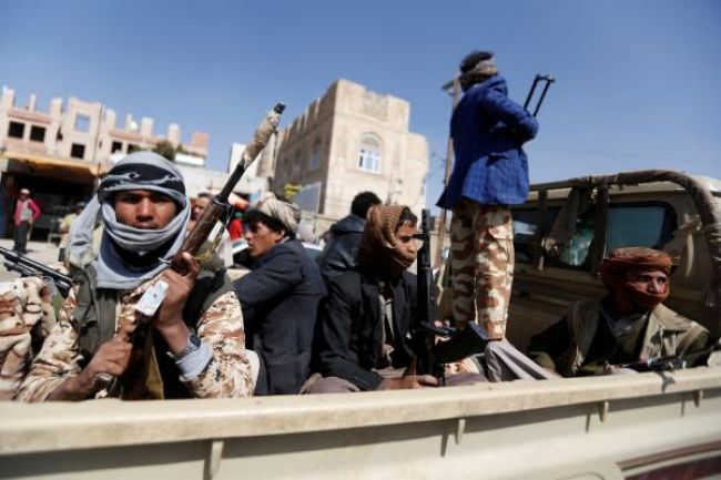 ميليشيا الحوثي تقتحم و تشن حملة مصادرة لمنازل قيادات عسكرية بضمنها منزل الشهيد القشيبي.. صور 