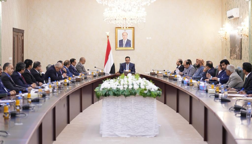 معين عبدالملك يقف امام عدد من المستجدات على الصعيدين الداخلي والخارجي