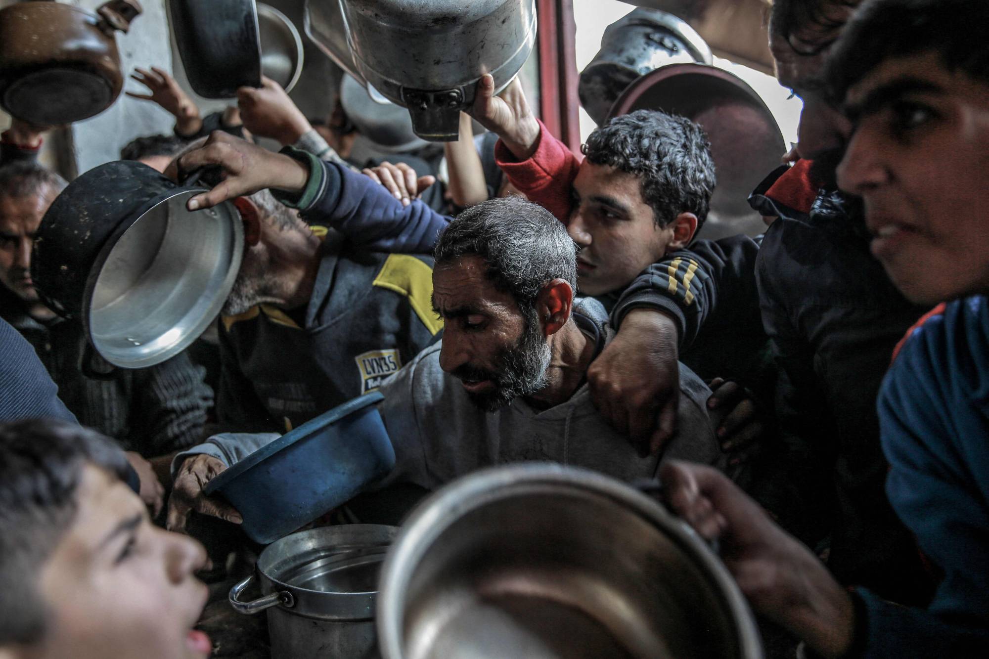 عدّاد الجوع والجفاف يحصد 6 أطفال في غزة