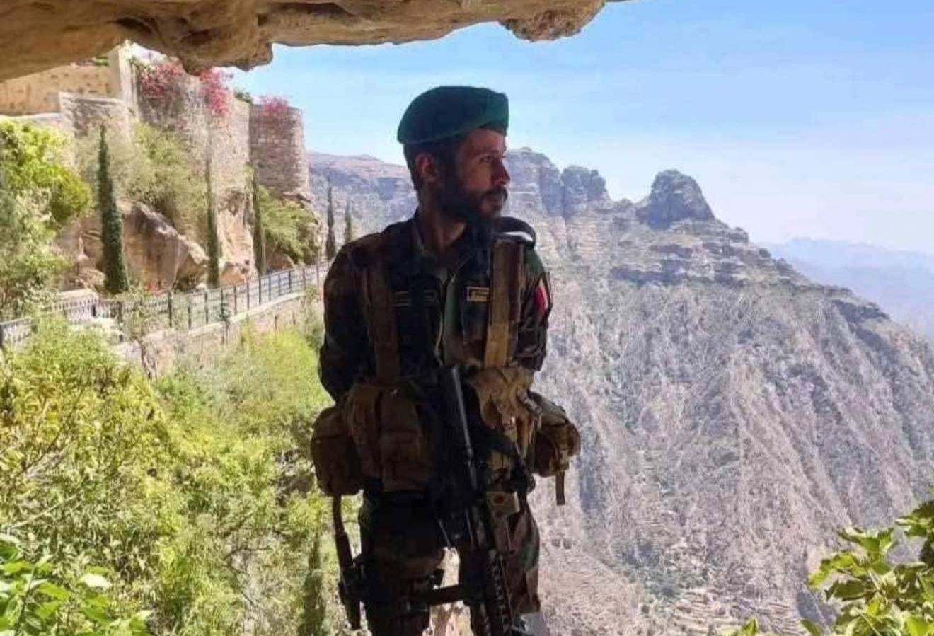 مصادر تؤكد تسليم شقيق الجبولي للجنة الرئاسة عقب توجيهات الرئيس العليمي بوقف الانتهاكات في المقاطرة بلحج