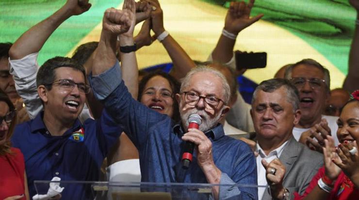 "لولا دا سيلفا" .. رئيسا للبرازيل للمرة الثالثة (تفاصيل مثيرة) 