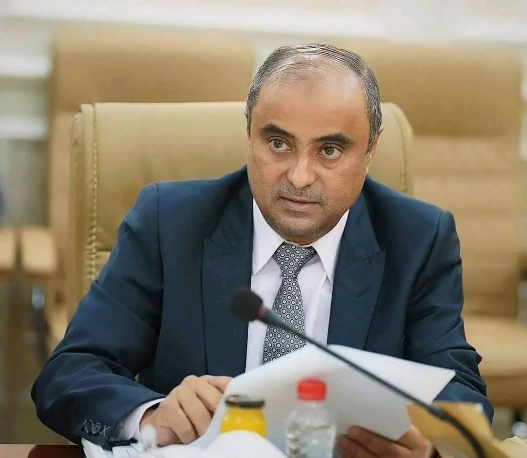 عاجل.. الرئيس العليمي يصدر قرارا بتعيين بن بريك رئيسا لمجلس الوزراء 