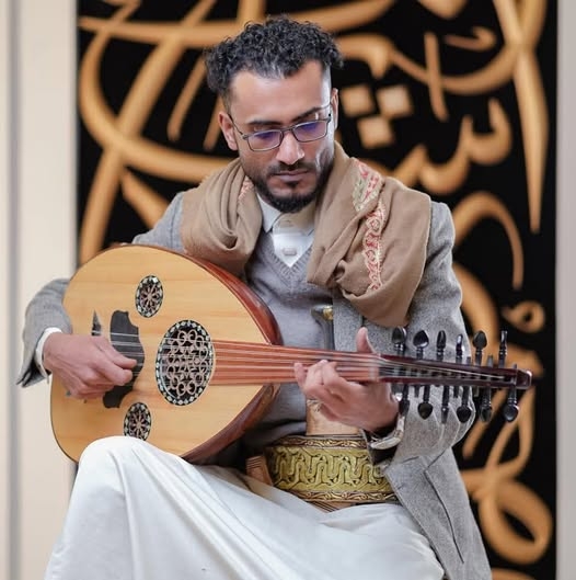 مليشيا الحوثي تختطف فنان يمني مشهور لتأديته اغاني وطنية والوزير الإرياني يدين قمع الأصوات الوطنية