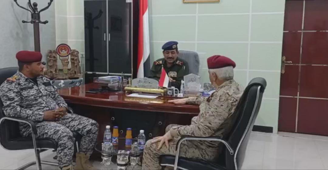 الوزير حيدان يلتقي قائد قوات اللواء 101 شرطة جوية بمدينة سيئون ..تفاصيل مادار بينهم