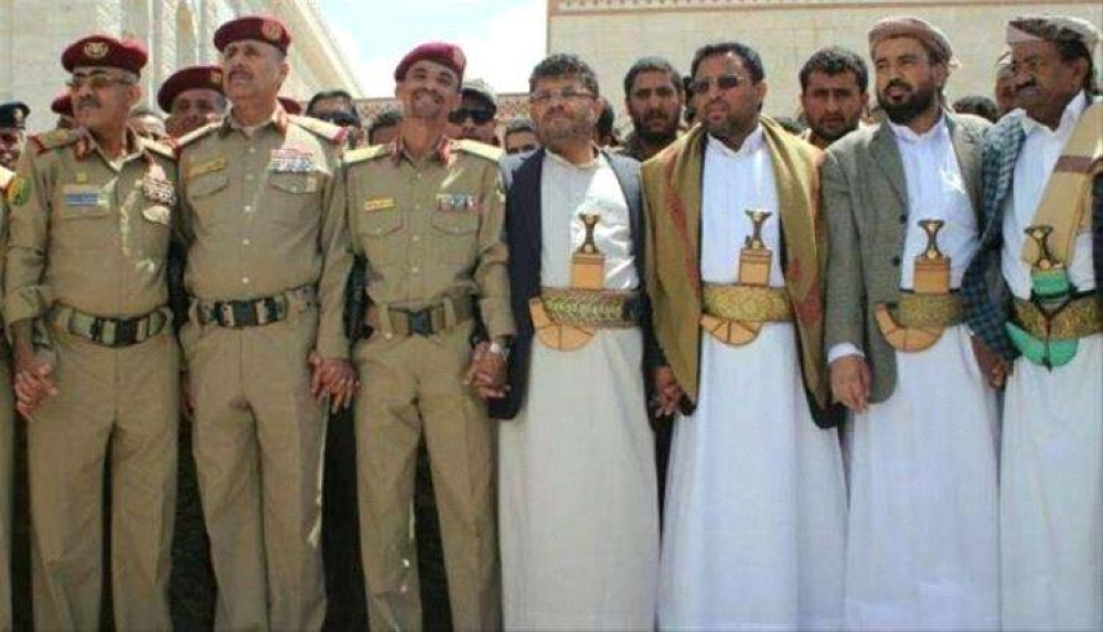 الكشف عن تفاصيل غياب قيادات حوثية في صنعاء