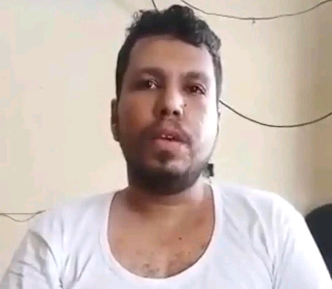 صحفي يظهر بفيديو وعليه آثار التعذيب .. بعد شهر من اختطافه بعدن
