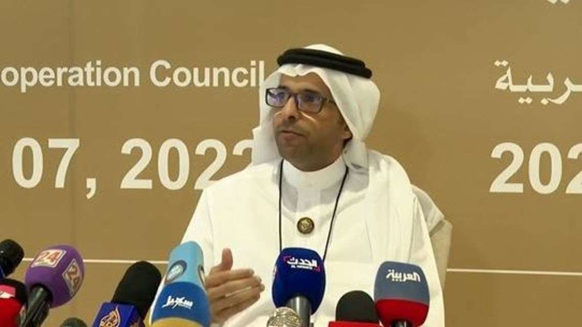 السفير المنيخر: مشاورات الرياض تعزز فرص السلام في اليمن ولن تكون بديلاً لأي مرجعيات