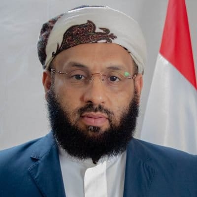 وزير الاوقاف يحذر الامة الاسلامية من خطر "ارهابي" في اليمن .. تفاصيل ماقاله !