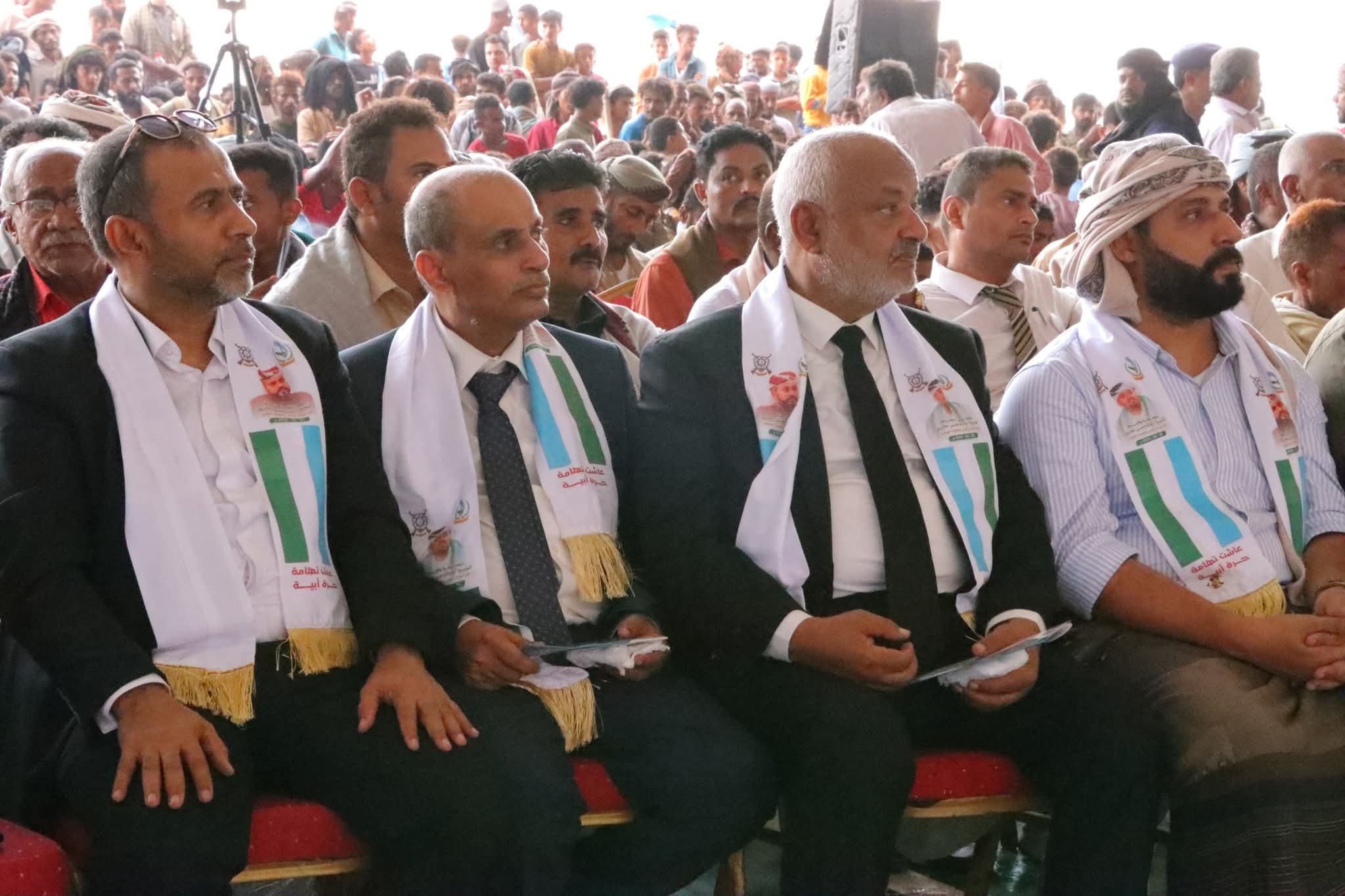 الخوخة تُشيّع القائد التهامي عبدالرحمن الحجري في حفل تأبيني مهيب
