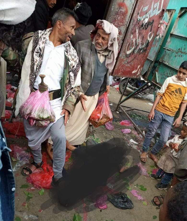 جريمة هزت الوسط اليمني .. شاهد مصير مشرف حوثي داس على وجه معاق في هذه المدينة (تفاصيل)