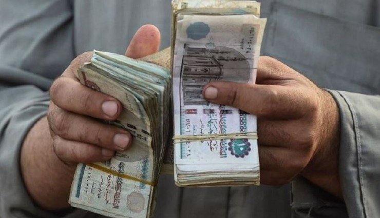 مقابل الدولار .. الجنيه المصري يصل إلى أدنى مستوى له على الإطلاق 