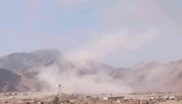 إرهاب المليشيا .. الحوثيون يشنون قصفاً مدفعياً على قرى آهلة بالسكان شمالي مأرب