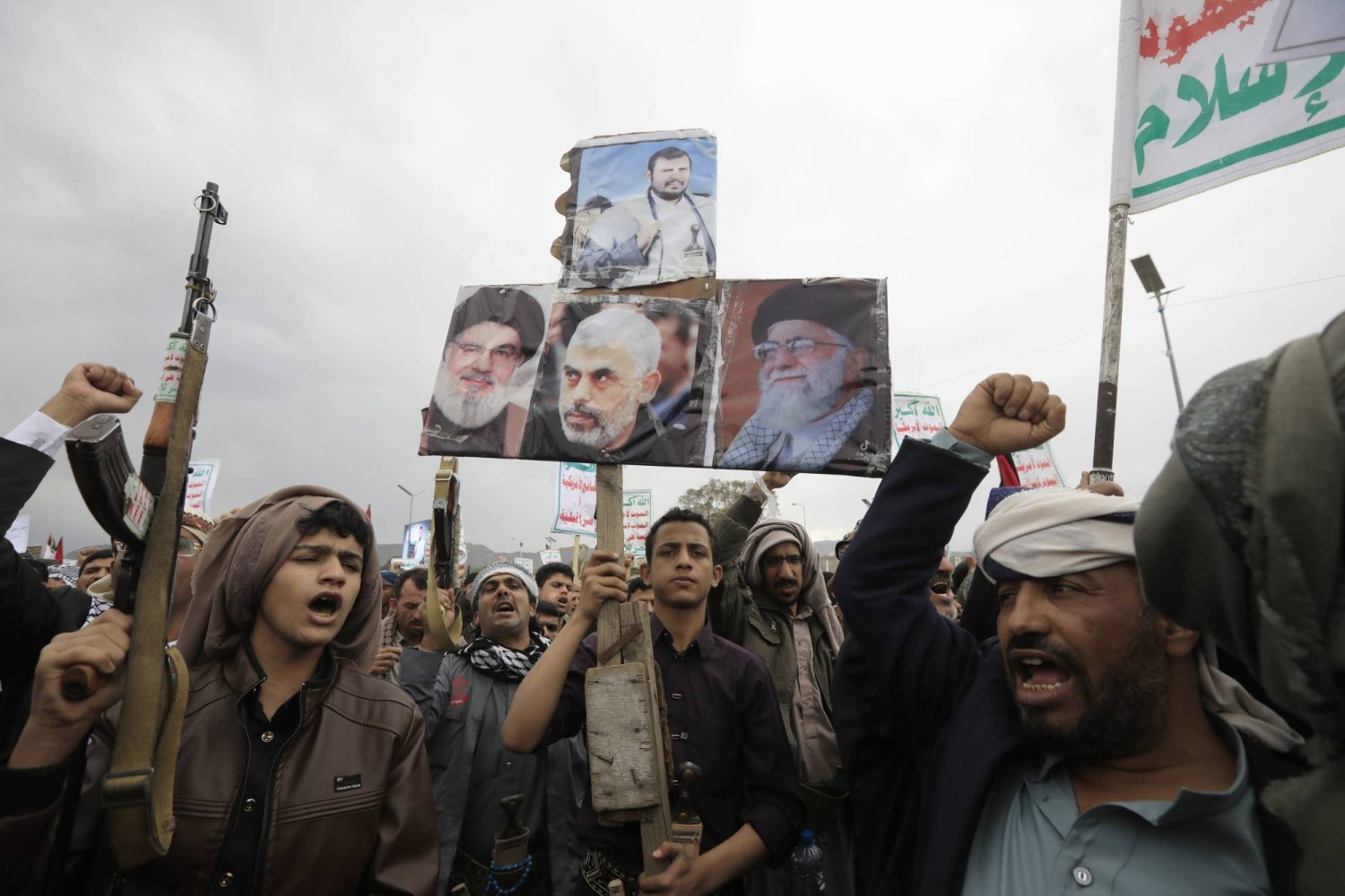 الزنداني: الحوثيون اختاروا الإرهاب والقرصنة بدلاً من السلام