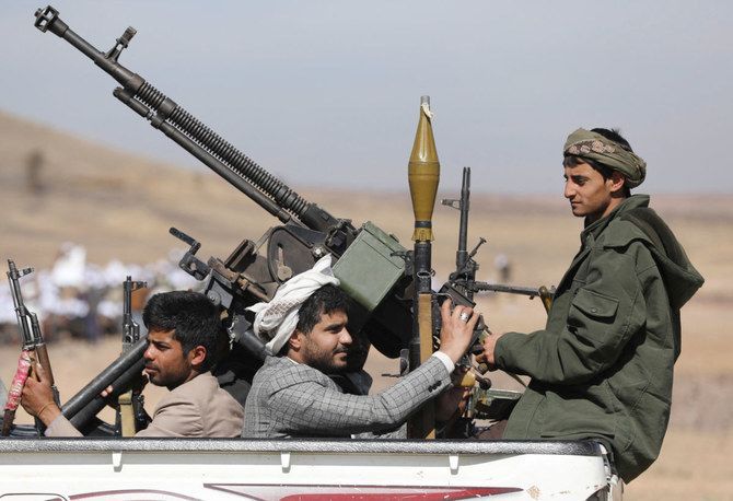 مليشيا الحوثي تقوم بعملية سطو مسلح على مالك أرضية في إب