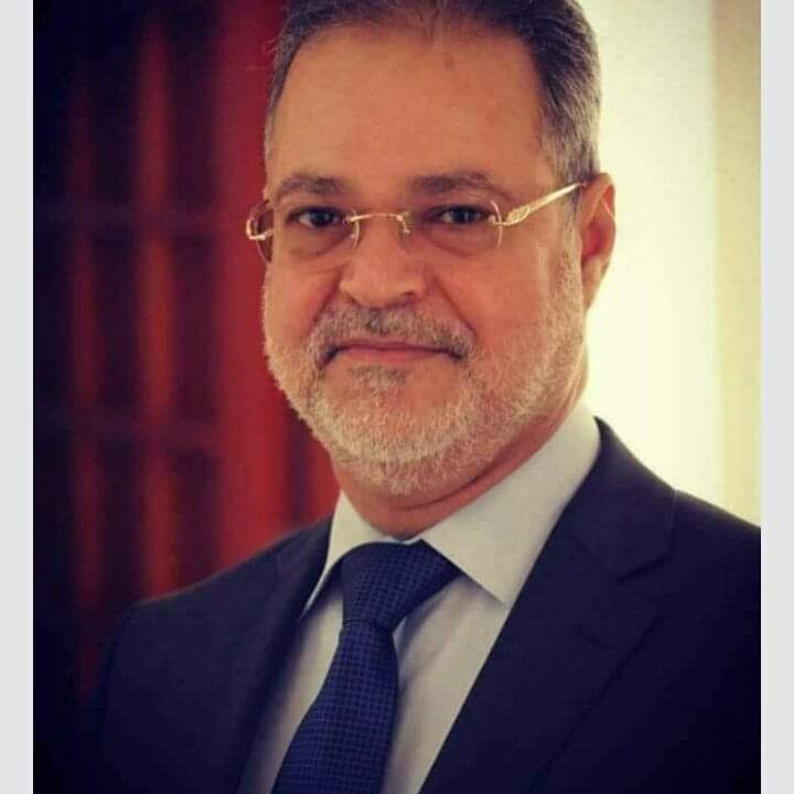 مستشار رئاسي يعلق على القصف الإسرائيلي على المنشآت المدنية في اليمن