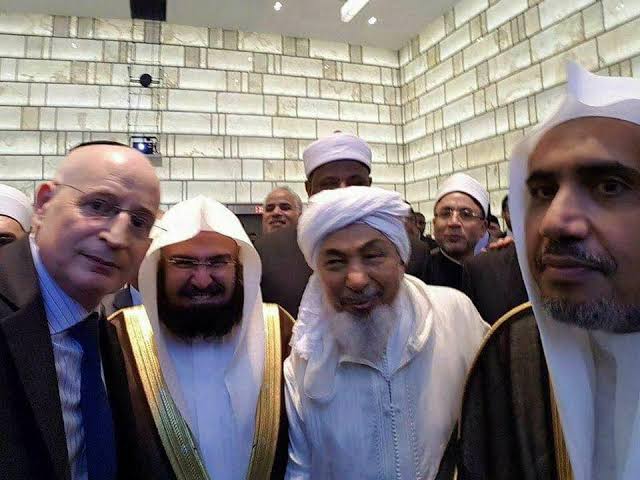 الشيخ "السديس" يوجّه وصايا إرشادية للمسلمين بشأن عاشوراء