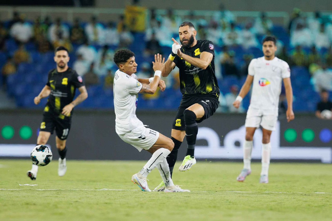 توقعات باستمرار التوجه السعودي في اجتذاب نجوم كرة القدم الدوليين.. 