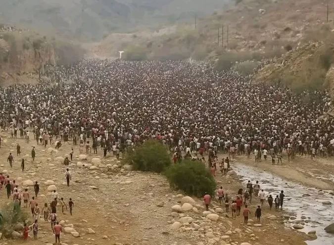 الحقيقة الكاملة حول اقامة معسكر لتجنيد أفارقة على الحدود اليمنية السعودية