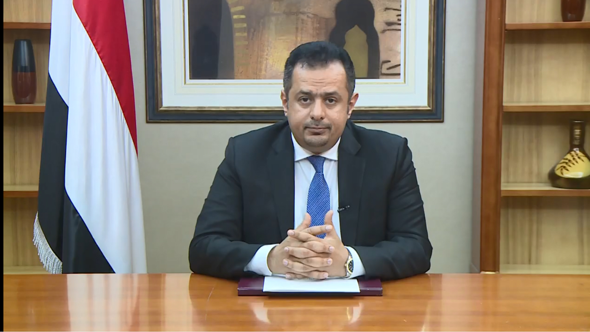  تصريح ناري من رئيس الوزراء ويحذر من أمر خطير .. ويكشف ما الذي سيحدث قريباً من خلال بشرى سارة لليمنيين! 