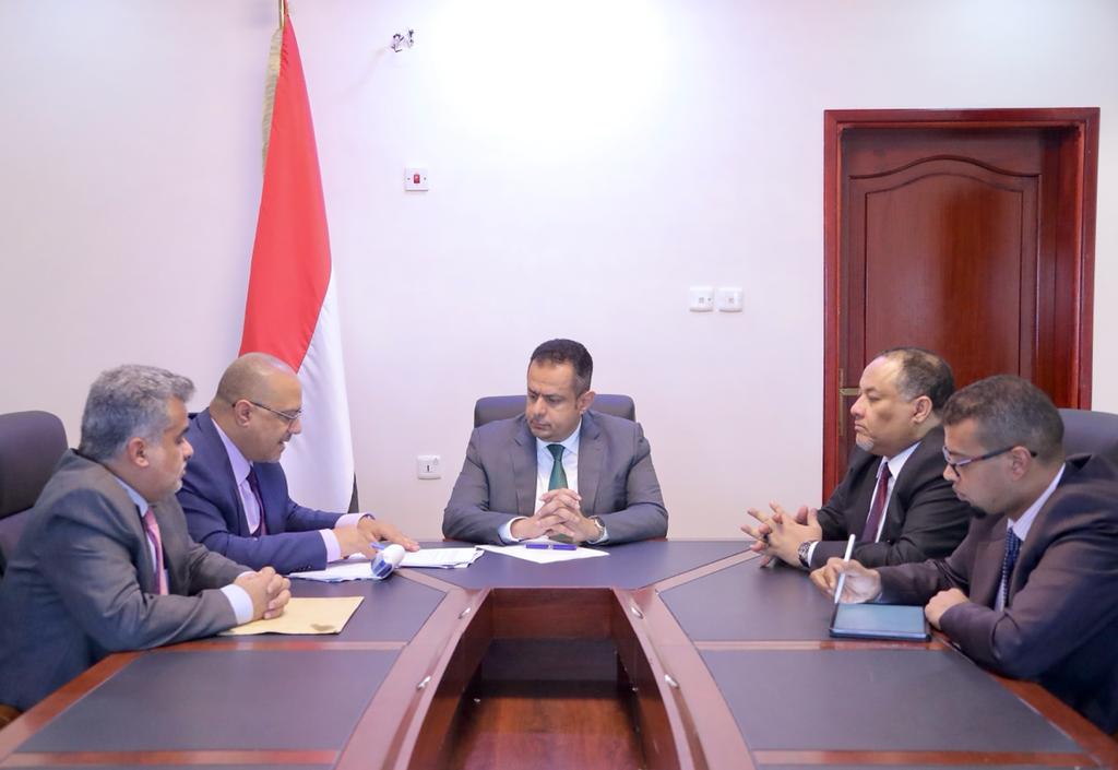 معين عبدالملك يشدد على توجيه المساعدات بشكل فاعل لتخفيف الازمة الإنسانية والتركيز على البرامج التنموية