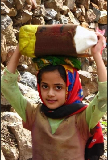 جريمة هزت الشعب اليمني ..إختطاف فتاة قاصرة واغتصابها داخل مسجد في تعز وتوثيق الجريمه بالصوت والصورة..وهذا ما حدث في النهاية