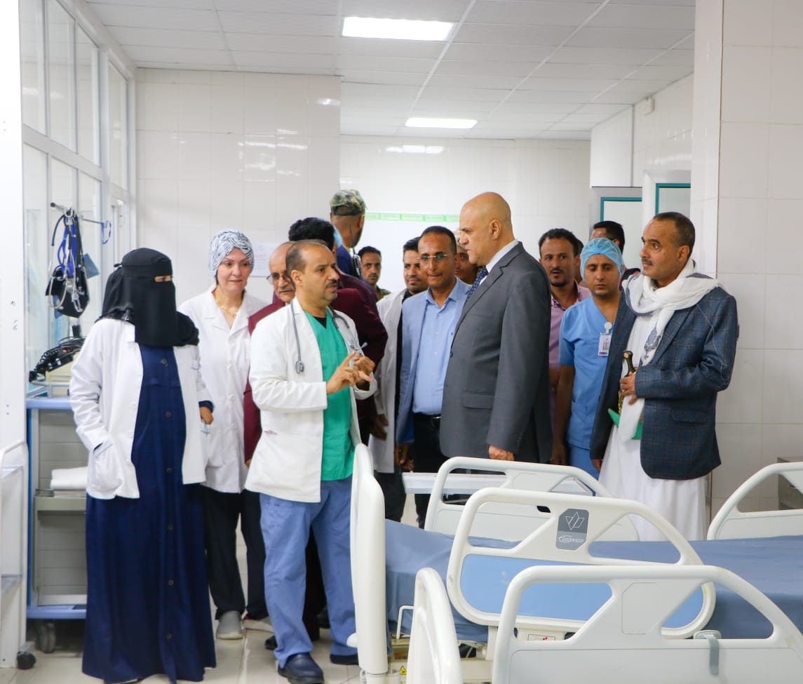 شمسان يزور المستشفى الجمهوري و مركز القلب والاوعية