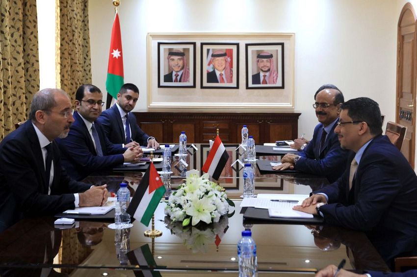 بن مبارك يوقع على مذكرة تفاهم للتشاور السياسي بين اليمن والأردن