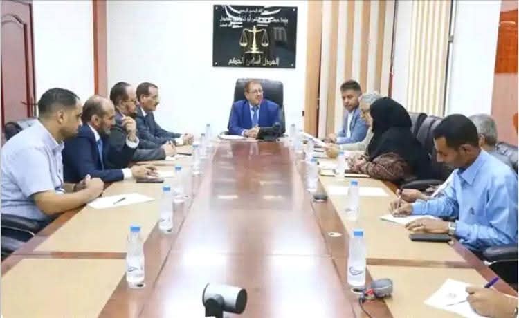 إحالة القضاة المضربين عن العمل.. : مجلس القضاء الأعلى يتخذ قرارات صارمة بحق كل من شارك بالإضراب ويكلّيف هيئة التفتيش لمراقبة المحاكم المغلقة