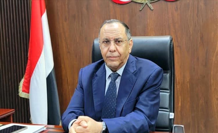 الوزير الأشول يكشف أسباب تحسّن سعر صرف العملة الوطنية و يوجّه تحذيرا صريحا للمواطنين