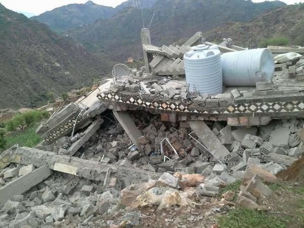 مقتل وإصابة تسعة مدنيين.. بتفجير مليشيا الحوثي منزلا على رؤوسهم! (تفاصيل مرعبة) 