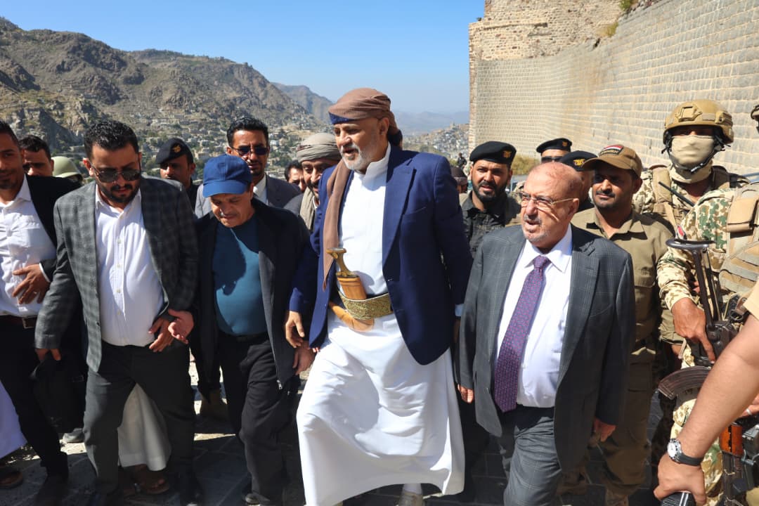 رئيس مجلس النواب يزور مدينة تعز للإطلاع على الأوضاع العامة للمدينة