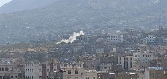 مليشيا الحوثي تقصف أحياء سكنية في تعز والحديدة بقذائف هاون