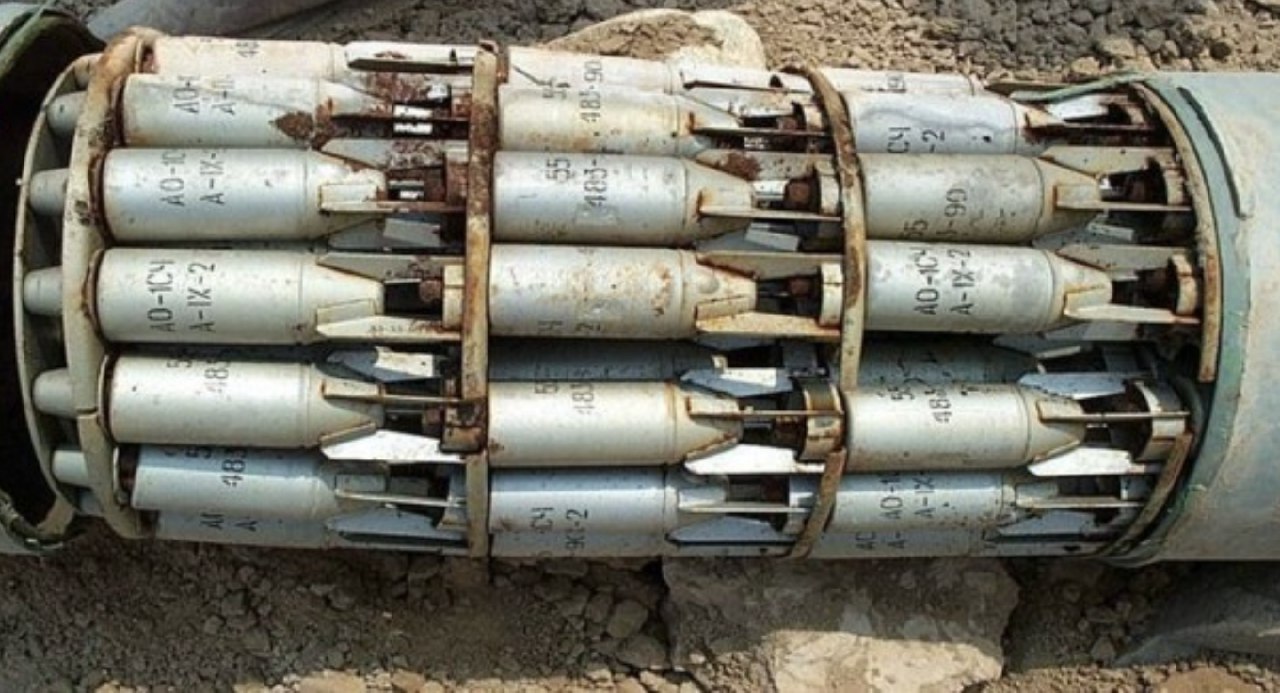 ما هي القنابل العنقودية؟ ولماذا ترسلها الولايات المتحدة إلى أوكرانيا؟
