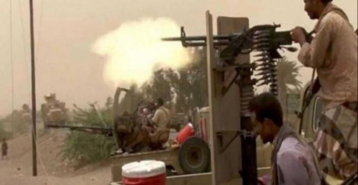 قوات الجيش توجه ضربات مركزة على مواقع المليشيا الحوثية (تفاصيل)
