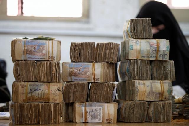قرار صرف الرواتب في جميع مناطق اليمن .. هذا ما طرح وفد الحوثيين