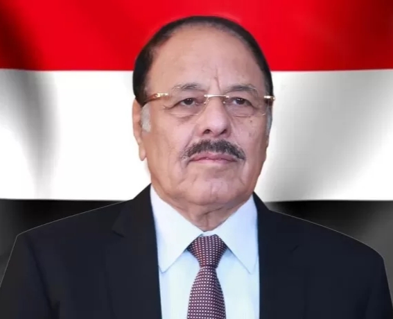 هذا اول اجراء قام به علي محسن الاحمر بعد اقالته من منصبه فوراً