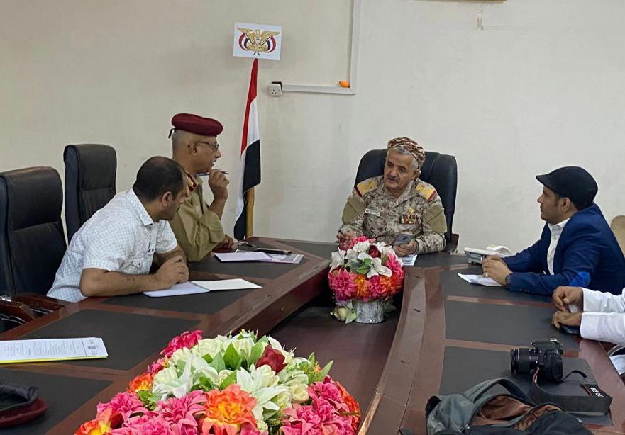  الجنة الفنية المشتركة تناقش مع المنطقة العسكرية الأولى القضاء على تجنيد الأطفال بسيئون