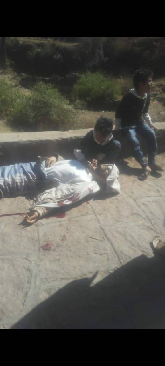 في مشهد حزين .. مقتل مواطن أمام أطفاله بهذه المحافظة اليمنية