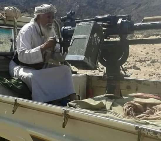 بالاسم والصورة.. هذا هو قائد جبهة صرواح بمأرب حفيد ملك سبأ يشجب بن يعرب بن قحطان! 