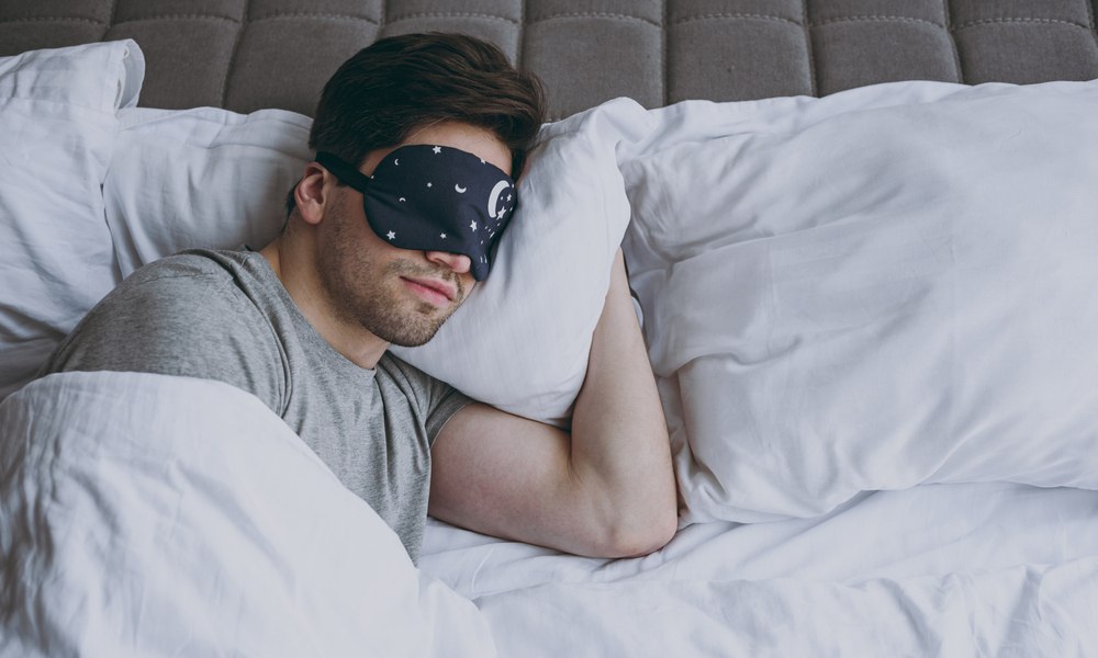 يضاعفه الاكتئاب .. تعرف على أسباب النوم المفرط وطرق التخلص منه؟!