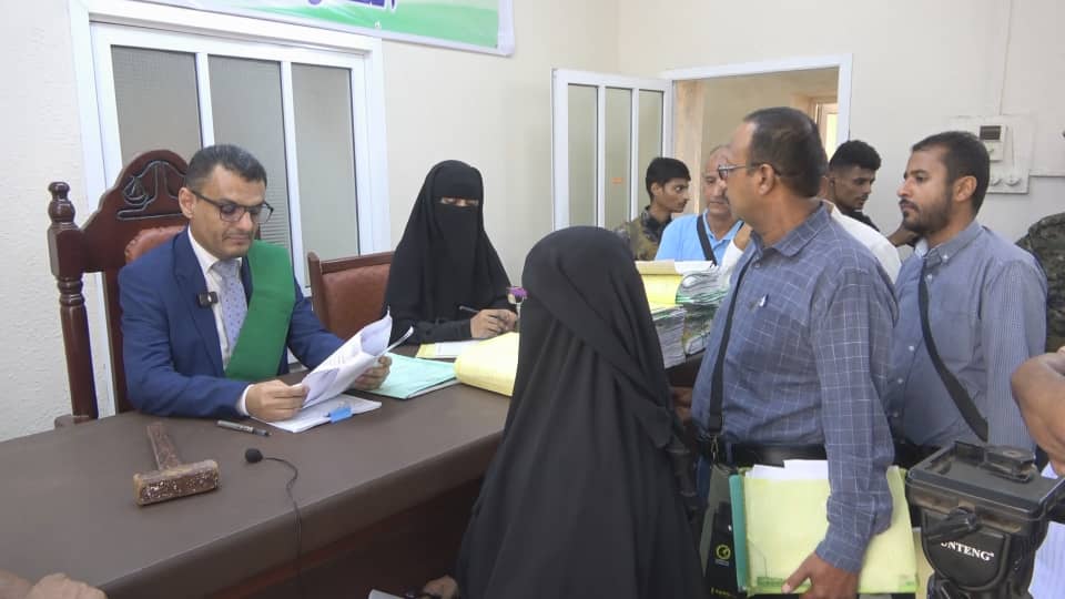 عدن.. محكمة الأموال العامة تصدر حكما قضائيا لحسم خلاف محلي دولي