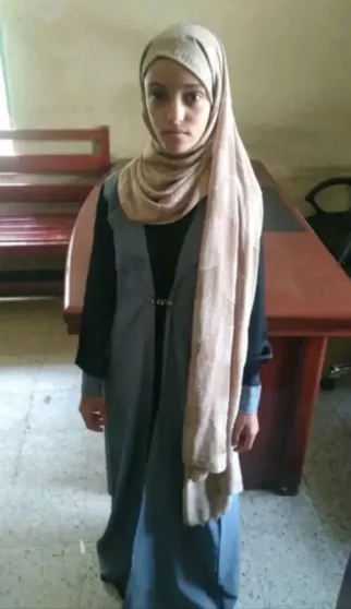 جريمة تهز الضمير الإنساني في تعز.. أب يقدم على تزويج ابنته القاصر على رجل خمسيني