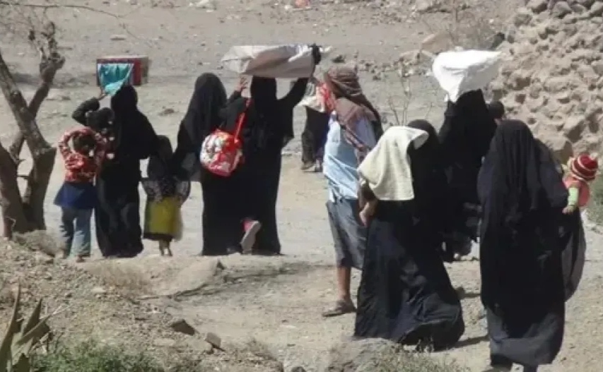 نتيجة تصاعد أعمال العنف.. أكثر من 40 أسرة يمنية تنزح إلى محافظات أخرى بحثا عن ظروف معيشية آمنة
